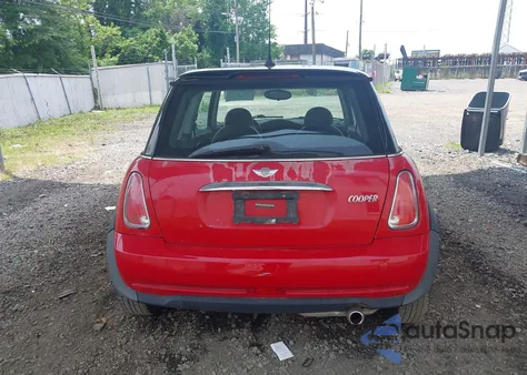 2006 Mini Cooper from USA, damaged, VIN WMWRC33516TK18265